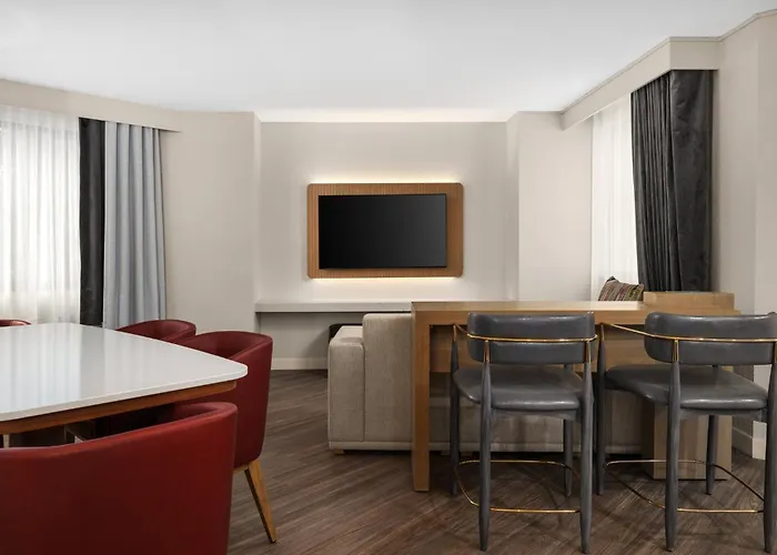 Crowne Plaza Virginia Beach Town Center By Ihg