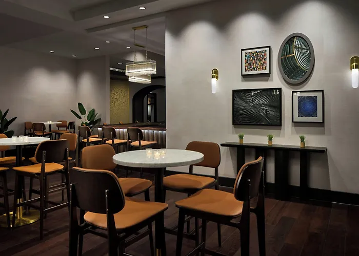 Renaissance Portsmouth-Norfolk Waterfront Hotel